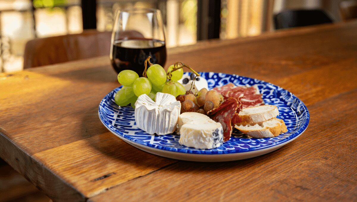 Un plateau apéro qui en jette (et qui vient pas de l’autre bout du monde)