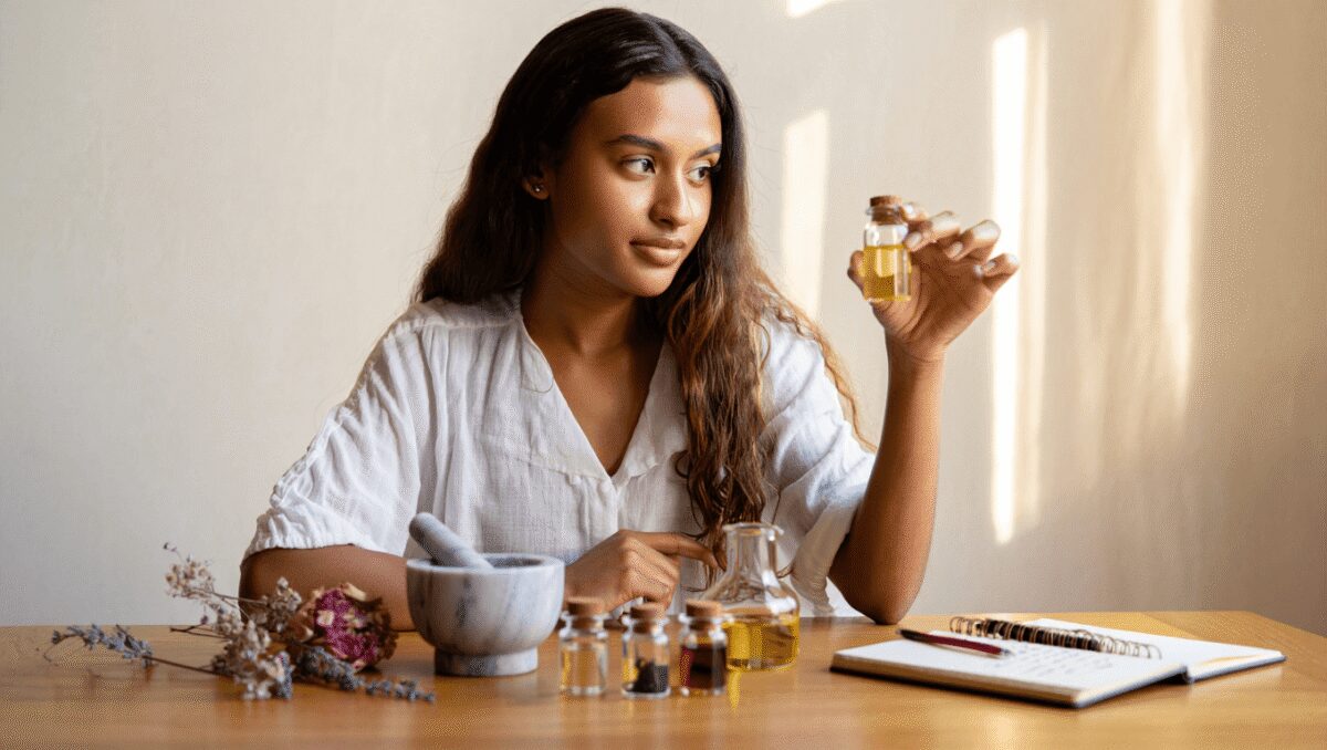 
                Comment créer son propre parfum ? 
                            