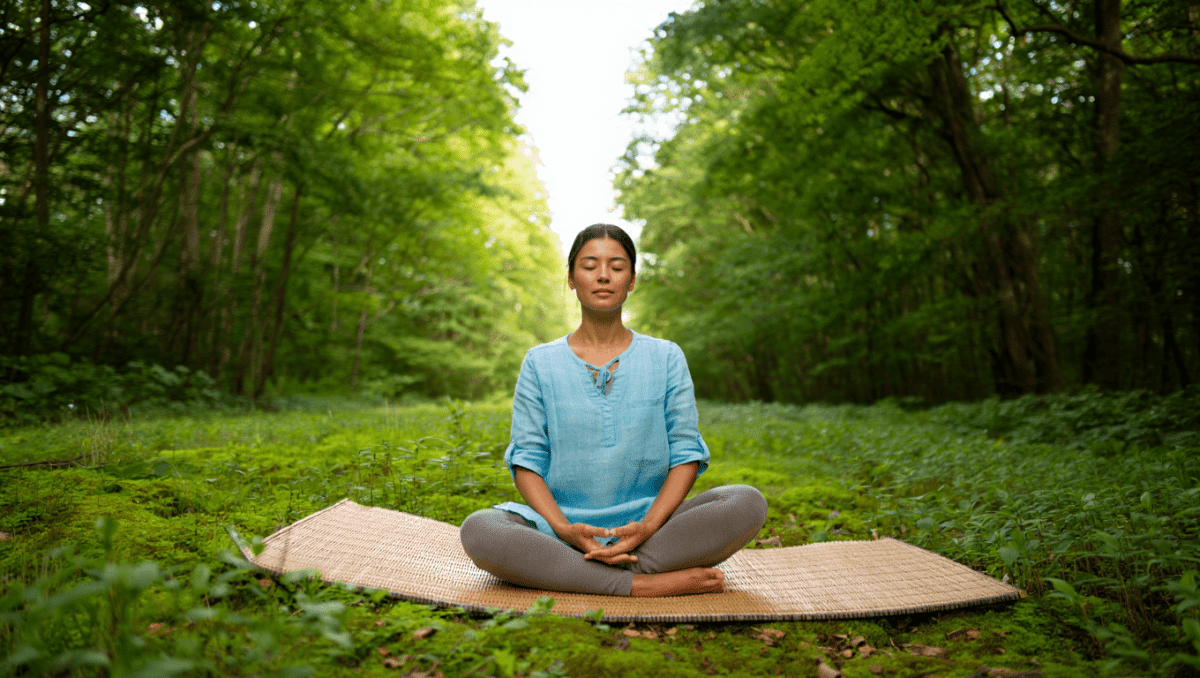 Santé mentale – 15 déc. 2022Mindfulness : qu'est-ce que la méditation de pleine conscience ?Qu'est-ce que la mindfulness aussi appelée méditation de pleine conscience et comment la pratiquer ? Les psychologues et psychiatres sur Livi vous répondent.En savoir plus