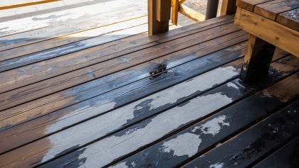 Comment empêcher le bois extérieur de noircir