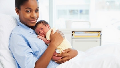 Maternité – 17 oct. 2022Comment récupérer de l'accouchement ? Que se passe-t-il pour le corps après la naissance ? Comment se remettre de l'accouchement ? Les gynécologues sur Livi vous disent tout.En savoir plus